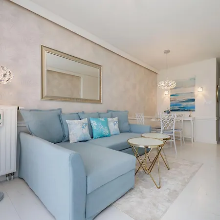 Second Luxury Apartment *